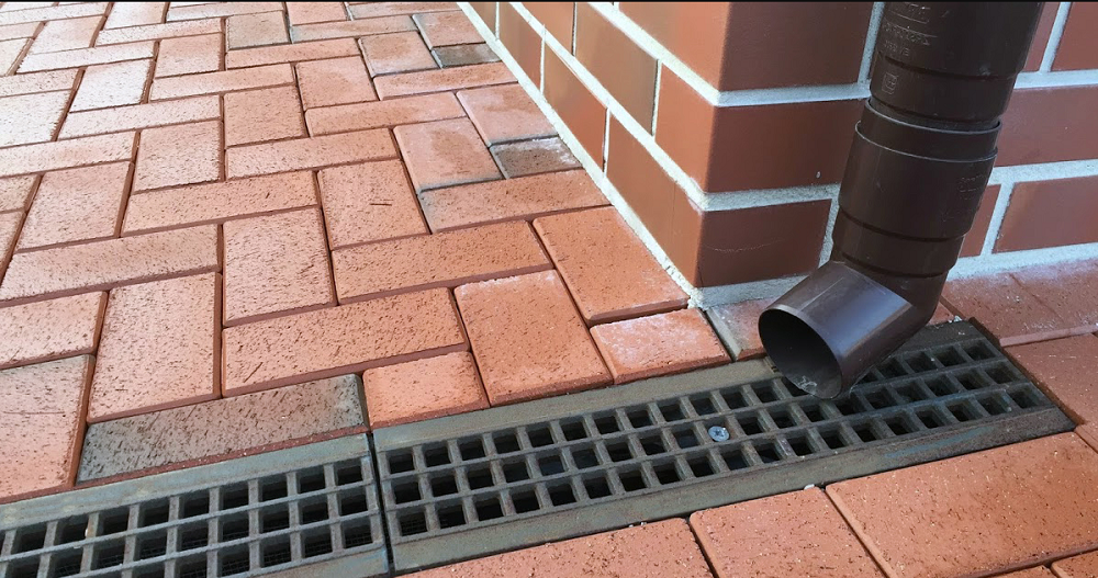 4. Чугунная решотка на отлив.png